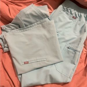 Figs Fresh Aqua XXL top and pants